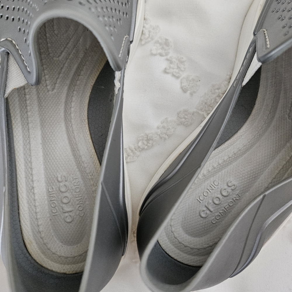 Crocs Topsiders - Picture 2 of 5